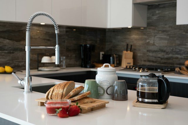 Kekurangan Kitchen Set Aluminium